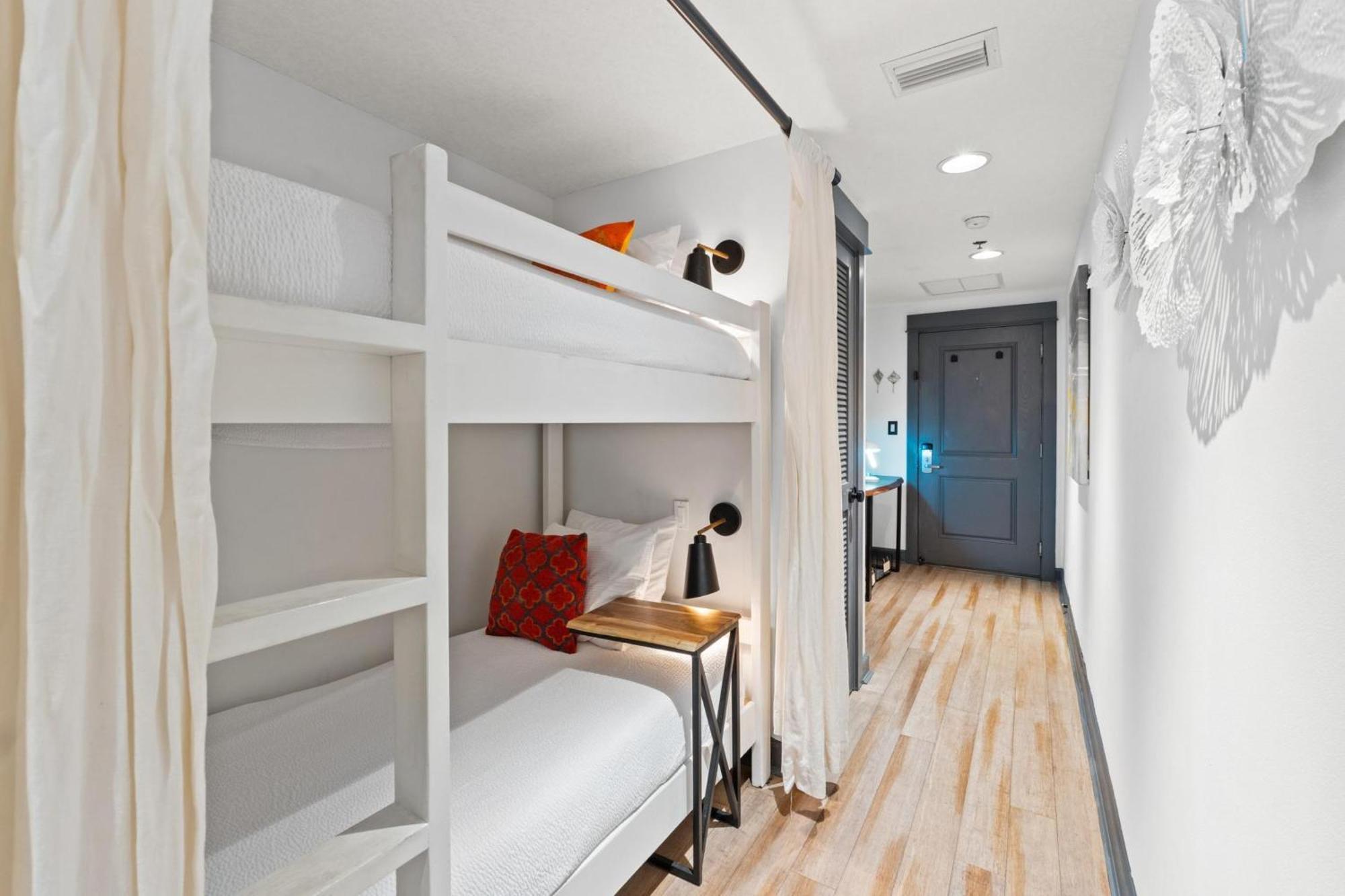 Grand Panama Beach Resort Pet Friendly Rentals By Panhandle Getaways Panama City Beach Bagian luar foto